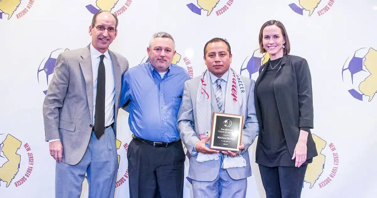 Matias De Paz Named 2018 Bob McNulty Travel Coach of the Year
