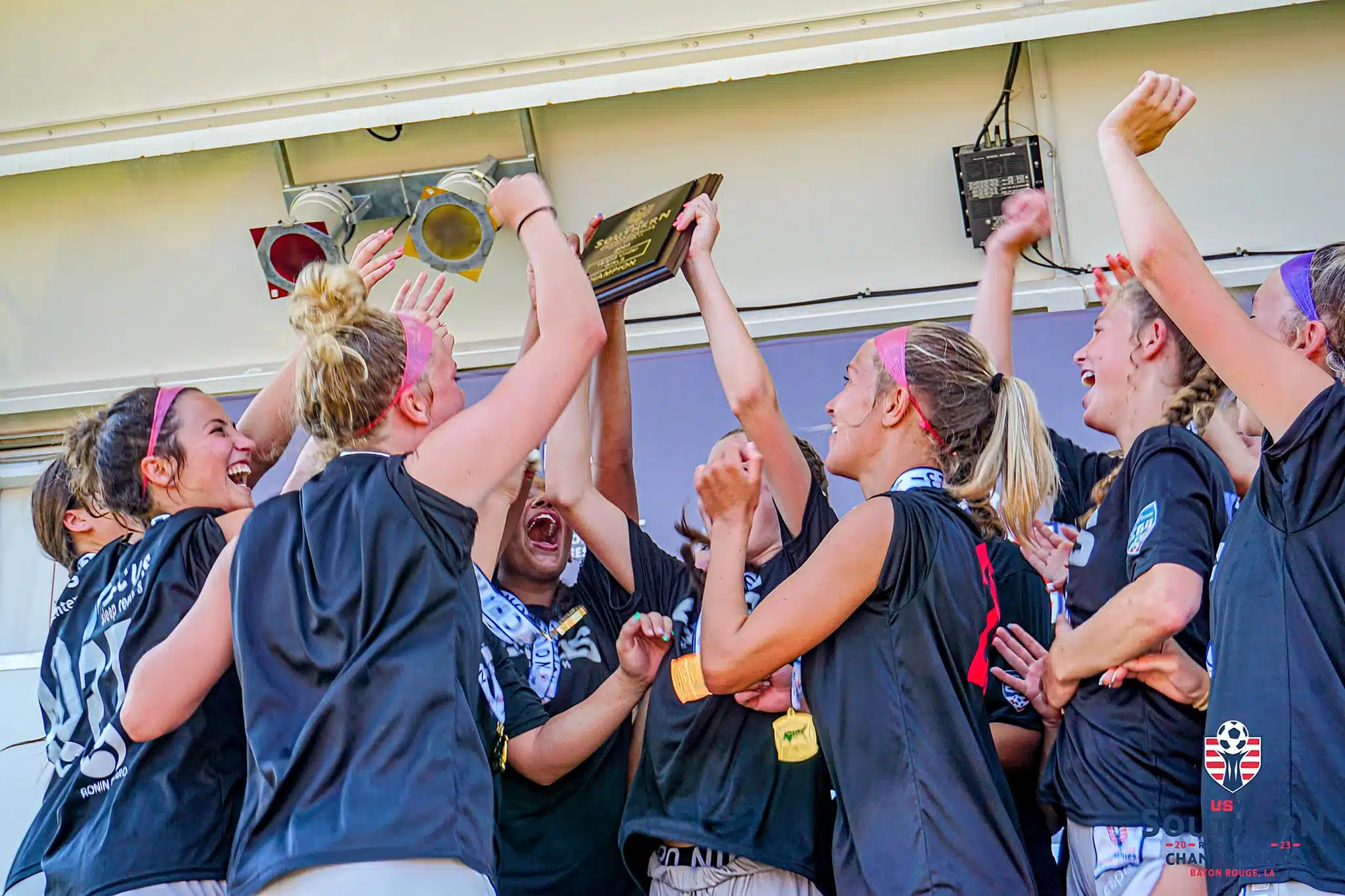 2007 Lady Lobos Rush E64 were crowned 16U Girls Southern Regional Champions.