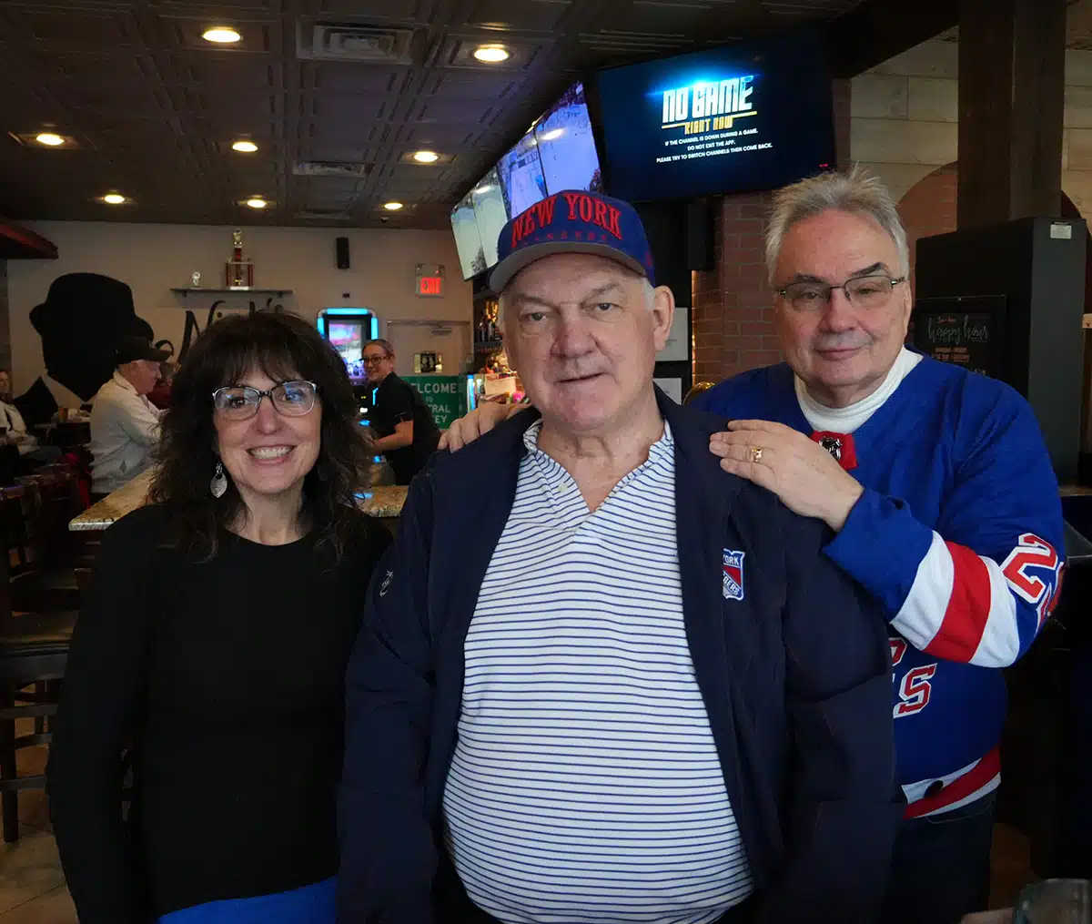 Peter Grandich Hosts Ron Greschner at Vesuvio’s in Millstone